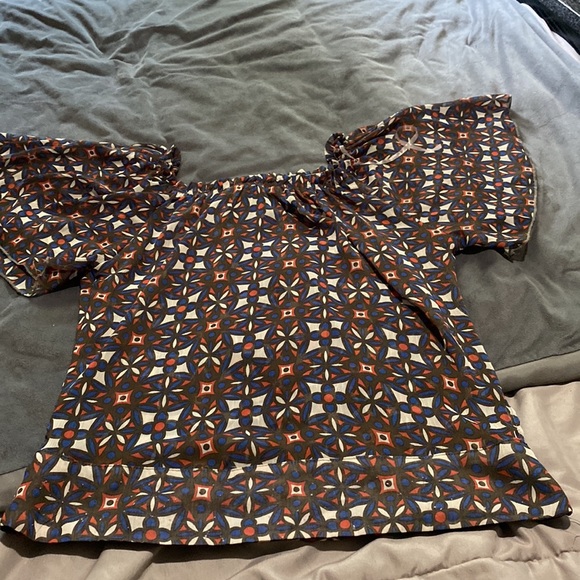 Ladies blouse size M - Picture 2 of 4